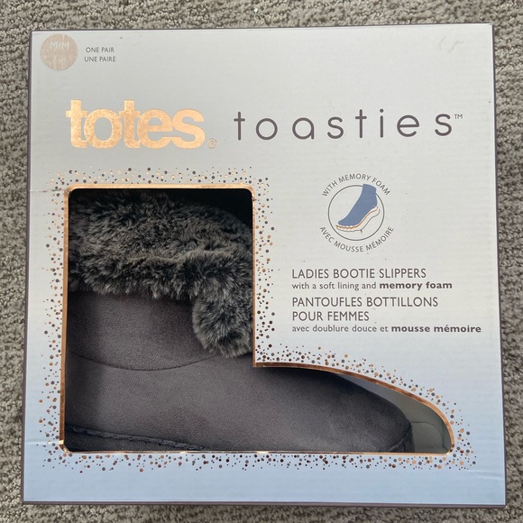 Grey fuzzy bootie slippers NIB - Picture 2 of 12